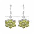 Bautiful Peridot Gemstone avec 925 Sterling Silver Flower Designer Drop Earrings Charming Jewelry